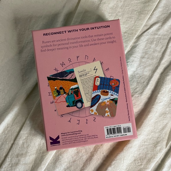 Runes for Modern Life Oracle Cards - Picture 6 of 6